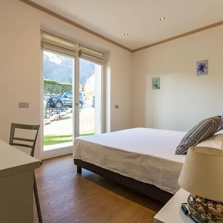 Rogaro Corinna Vila Cadenabbia